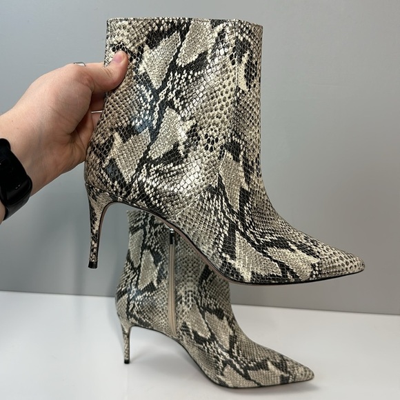 Schutz Bette Snake Leather Pointed Toe Booties Size 9.5 - Picture 12 of 16